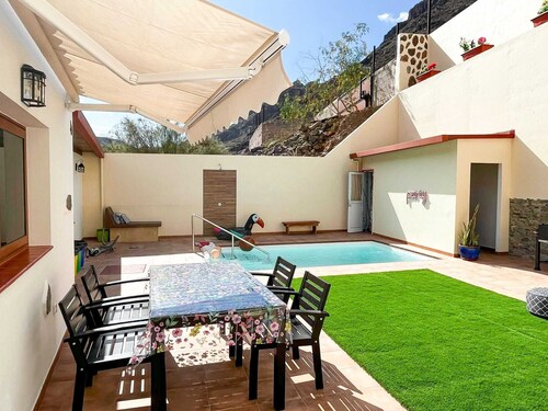 La Casita del Horno with heated pool