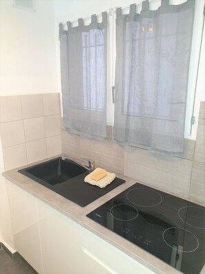 Superior Apartment | Private kitchen