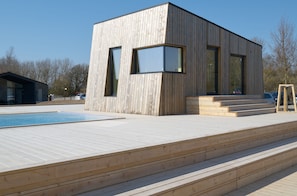 Seasonal outdoor pool - Hages Badehotel (Rodby)