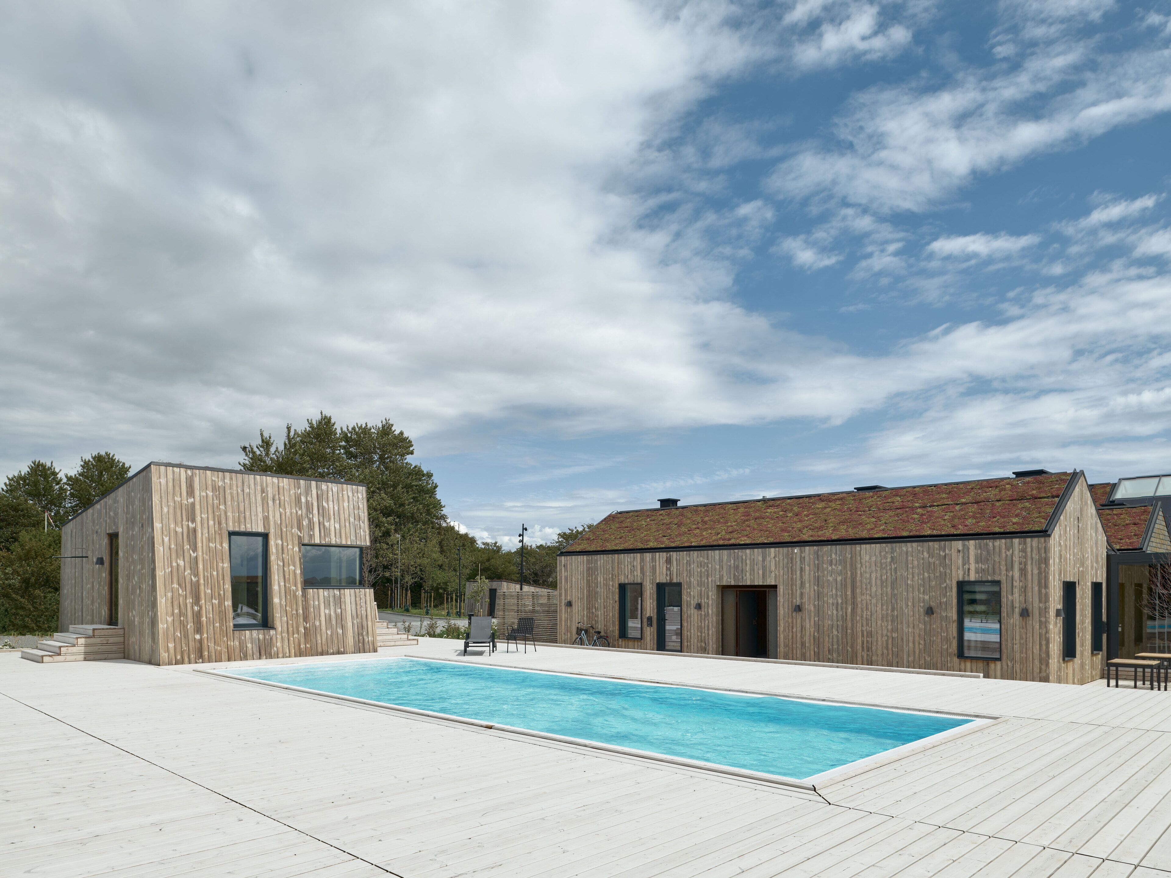 Seasonal outdoor pool