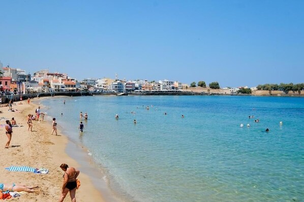 Beach nearby - Melina Apartments (Chania)