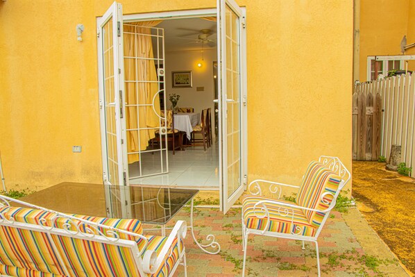 Terrace/patio - HOLIDAYS AT MANGO WALK COUNTRY CLUB (Montego Bay)