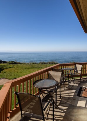 Outdoor dining - Expansive Ocean Views-Prime Condo at Seascape! (Aptos)