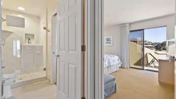 2 habitaciones, tabla de planchar con plancha, cuna de viaje y wifi