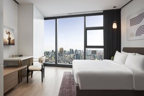 Premier Room, 1 Bedroom | In-room safe, iron/ironing board, free WiFi, bed sheets