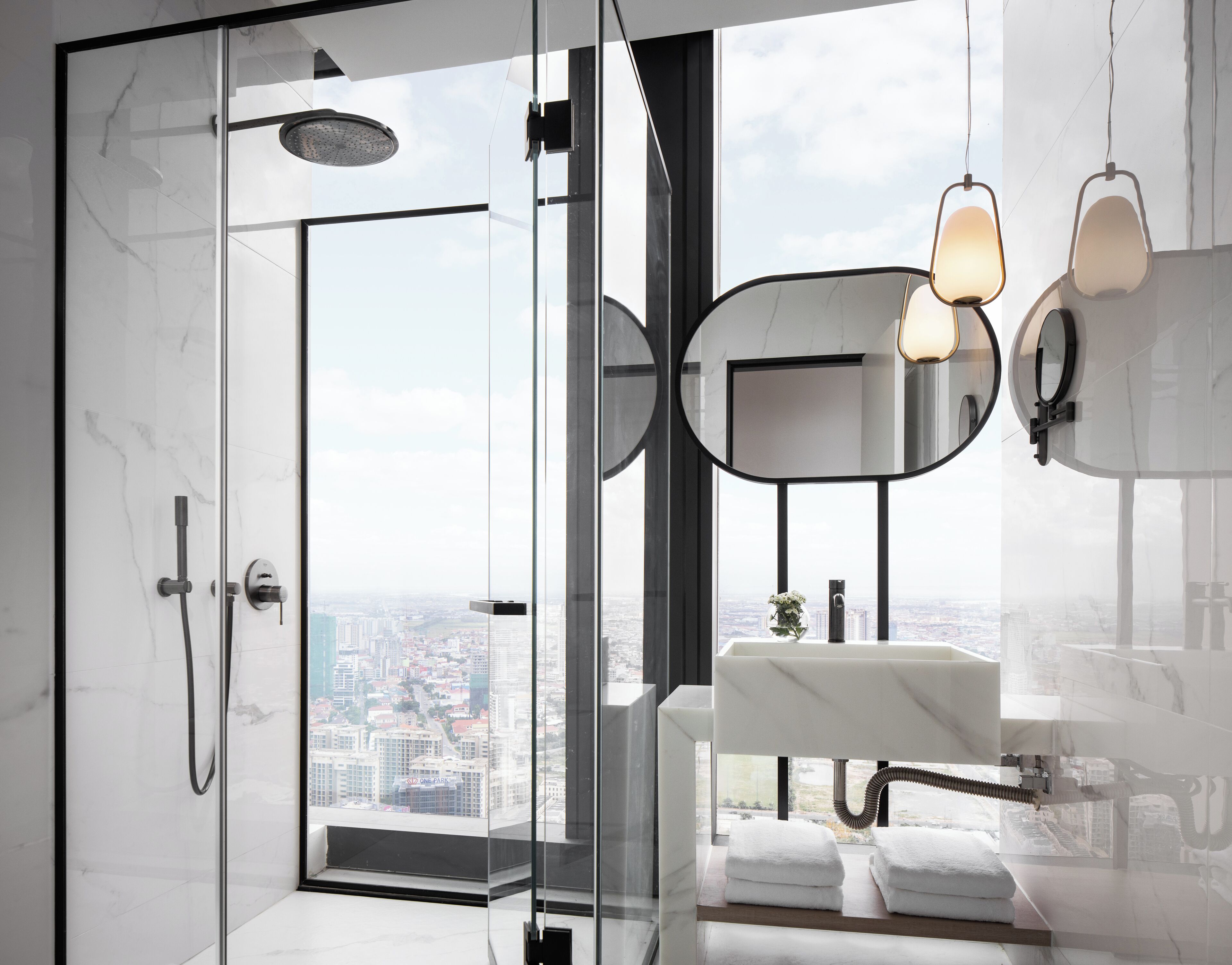 Premier-Zimmer, 3 Schlafzimmer | Badezimmer | Kostenlose Toilettenartikel, Haartrockner, Hausschuhe, Bidet