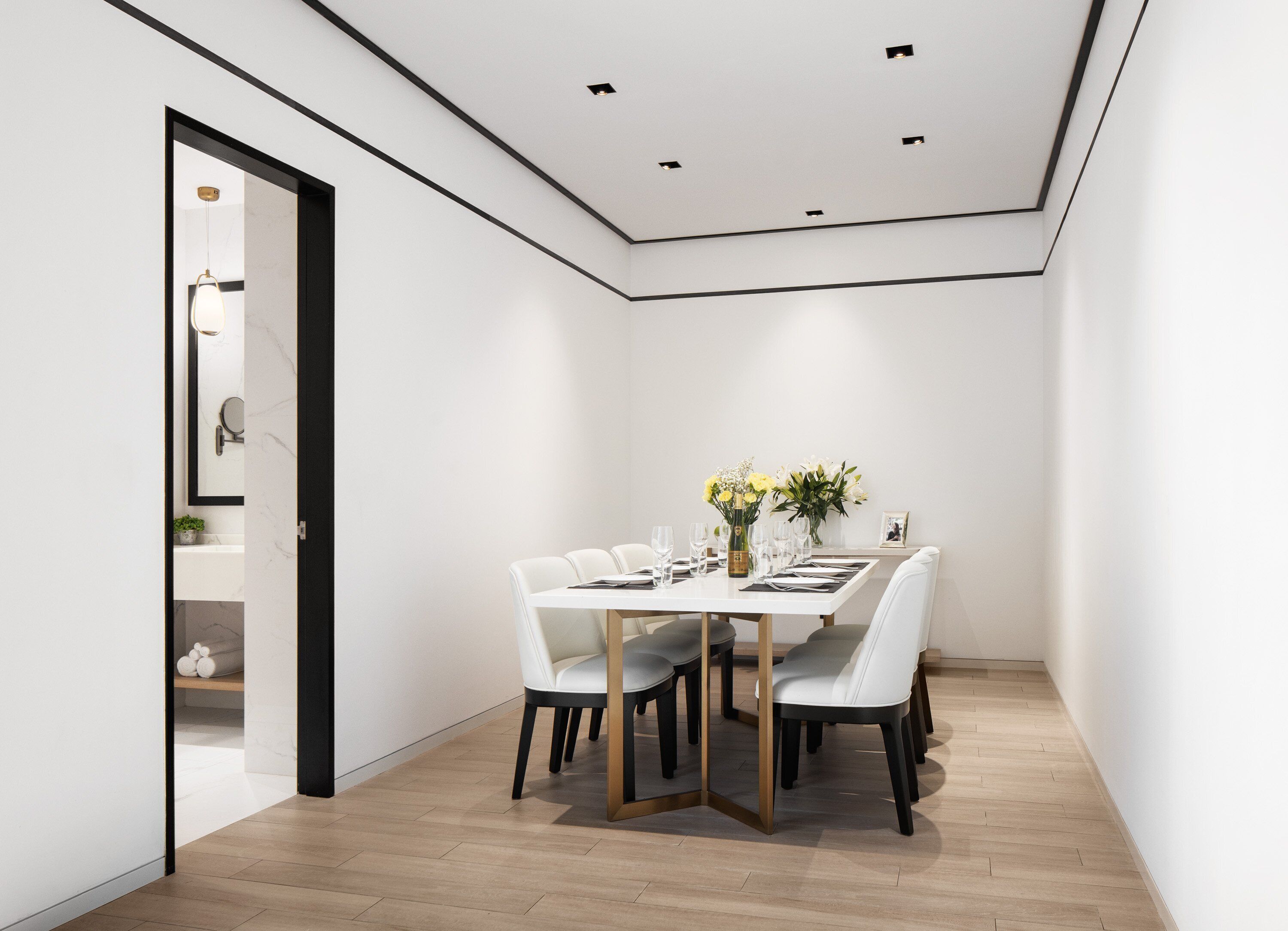 尊贵客房, 2 间卧室 | 客房内保险箱、熨斗/熨衣板、免费 WiFi、床单