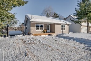 Exterior - Pointe of View | Riverfront | Sled In/Out |Sleep 6 (Bancroft)