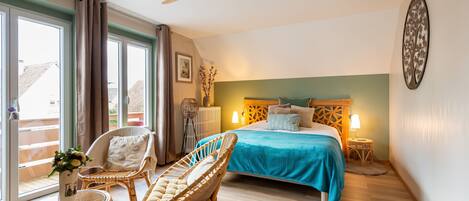 2 bedrooms, desk, iron/ironing board, free WiFi