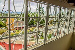 Balcony - The Whytehouse Villa (Montego Bay)