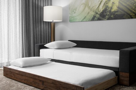 SpringHill Suites by Marriott Myrtle Beach Oceanfront - Image 43