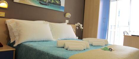 Down duvets, free WiFi, bed sheets