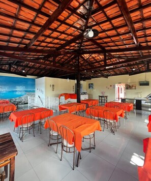 Restaurant - Pousada Porto do Rio Praia (Caraguatatuba)
