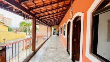 Chambre Supérieure | Terrasse/Patio