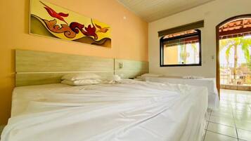 Phòng Superior | Bàn