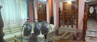 Beautiful house in private, a few minutes from downtown!!!!