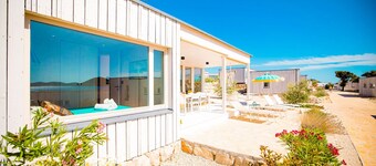 BUQEZ ECO RESORT - Villa 12 - direct at sea