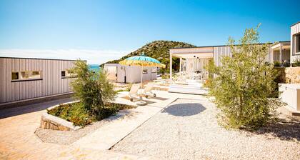 BUQEZ ECO RESORT - Villa 12 - direct at sea