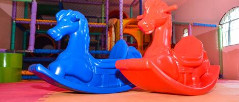 Children’s play area – indoor