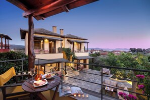 Dobbeltværelse - havudsigt | Terrasse/gårdhave