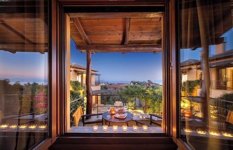 Habitación doble, vistas al mar | 1 dormitorio, escritorio, wifi gratis y ropa de cama. Hotel Alkifron Kala Nera