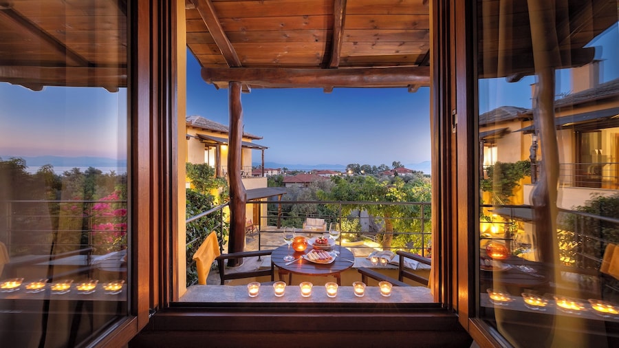 Hotel Alkifron Kala Nera