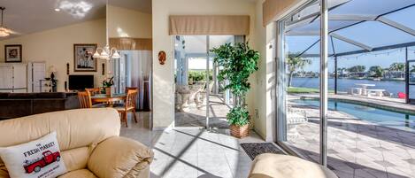 Smart TV, stereo, computer monitors