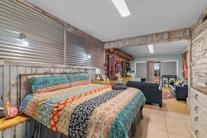 1 bedroom, desk, iron/ironing board, free WiFi