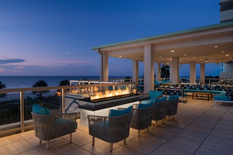 Courtyard by Marriott Myrtle Beach Oceanfront - Image 4