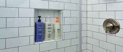 Shower, towels