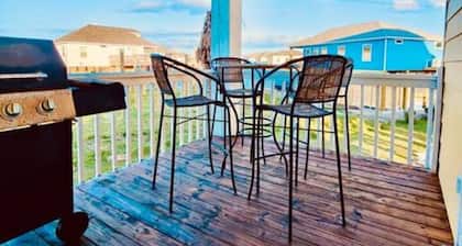 Sunny Delight - Close to Beach - Generous Space