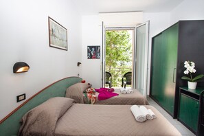 Wi-Fi gratuit, draps fournis