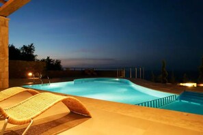 Outdoor pool - Thomais Villas Estate | Sea View & Private Pool (Agia Pelagia)