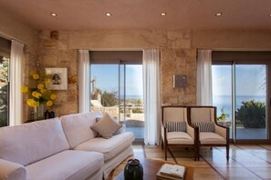 TV connectée, cheminée