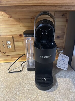 Kaffee und/oder Kaffeemaschine