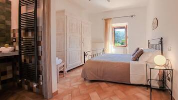 14 camere, ferro/asse da stiro, Wi-Fi gratuito, lenzuola