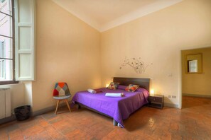 2 bedrooms, desk, iron/ironing board, travel cot