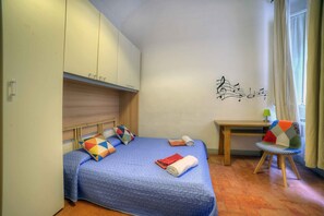 2 bedrooms, desk, iron/ironing board, travel cot