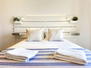 1 chambre, coffres-forts dans les chambres, fer et planche Ă repasser
