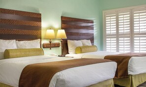 2 habitaciones, tabla de planchar con plancha, internet y ropa de cama