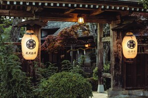 Chi tiết ngoại thất