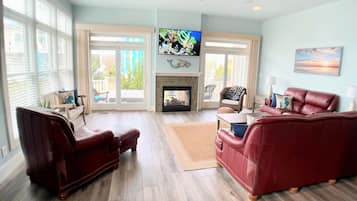 Smart-TV, Kamin, Videospiele, DVD-Player