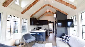 Maison, 2 chambres, cuisine (Pet-Friendly) | Coin séjour