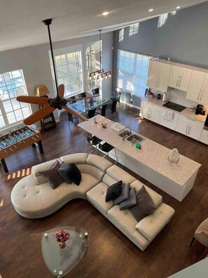 Smart TV, fireplace, table football, stereo