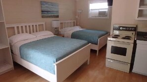 1 bedroom, desk, WiFi, bed sheets