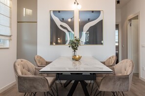 Dining - Two Bedroom Apartment with Terrace (Zadar)
