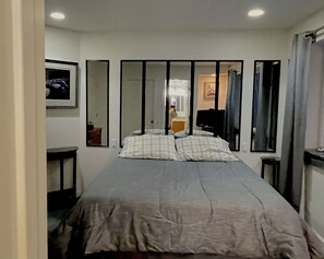 1 bedroom, iron/ironing board, free WiFi, bed sheets