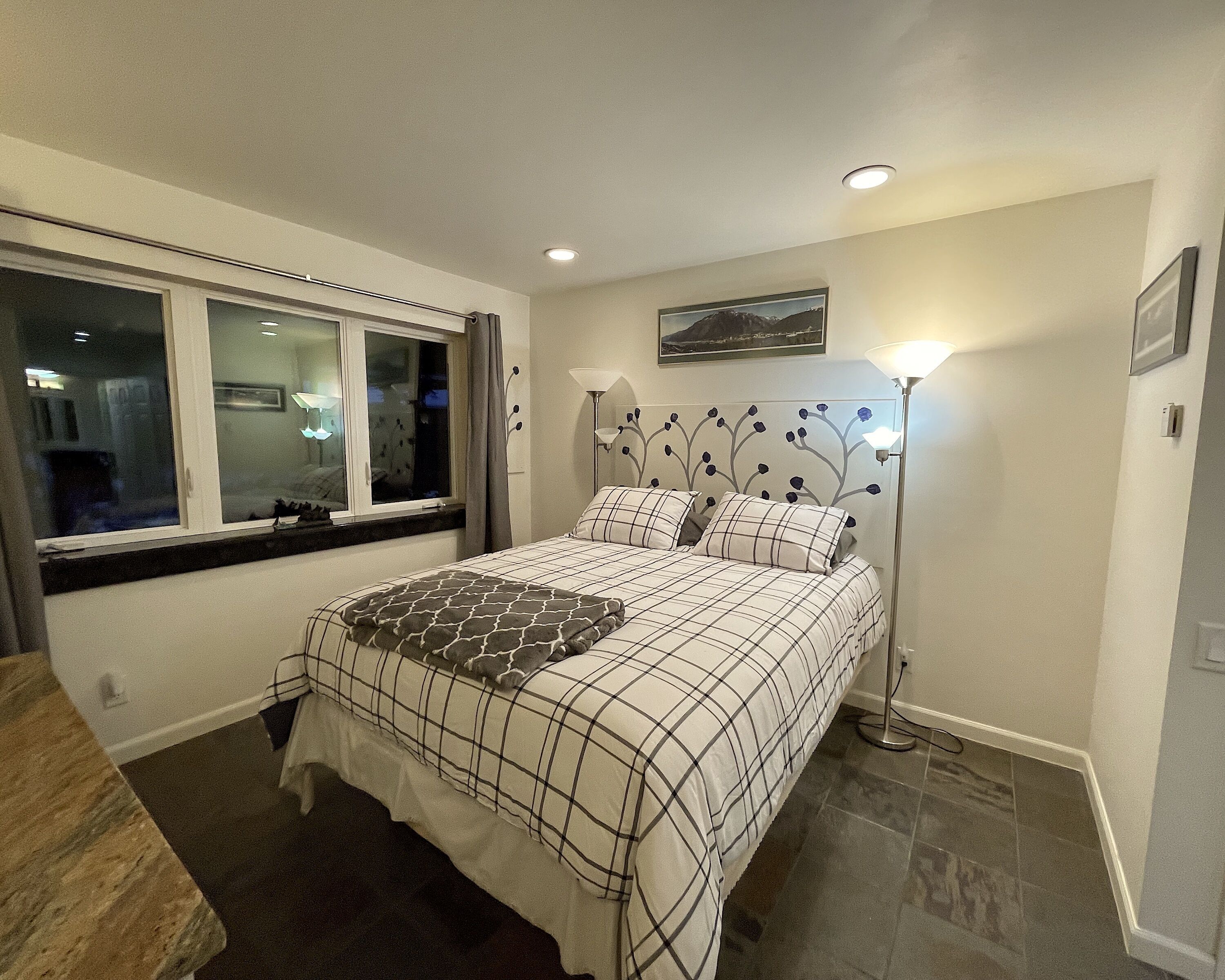 1 chambre, fer et planche à repasser, Wi-Fi gratuit, draps fournis