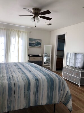 2 chambres, bureau, lit parapluie, Wi-Fi gratuit