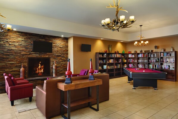 Lobby - Bakken Airport XWA Hotel & Studios (Williston)